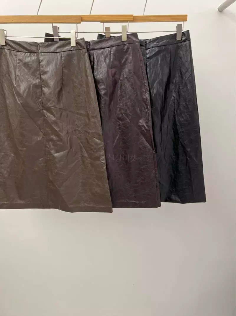 Browns - Korean Women Fashion - #momslook - Crack Leather Skirt - 5