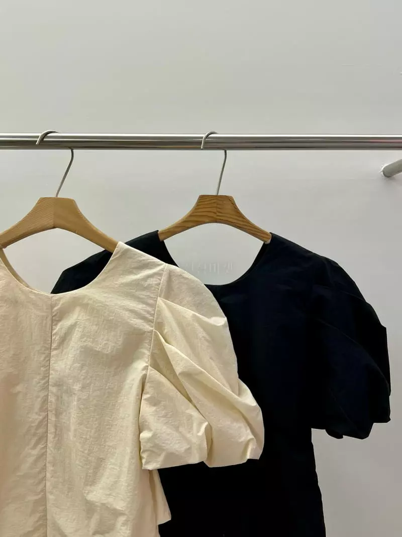 Browns - Korean Women Fashion - #restrostyle - Balloon Blouse - 4