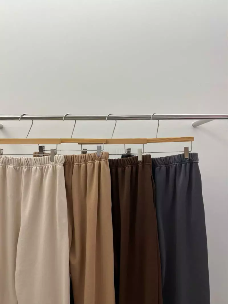 Browns - Korean Women Fashion - #thatsdarling - Simple Jogger Pants - 4