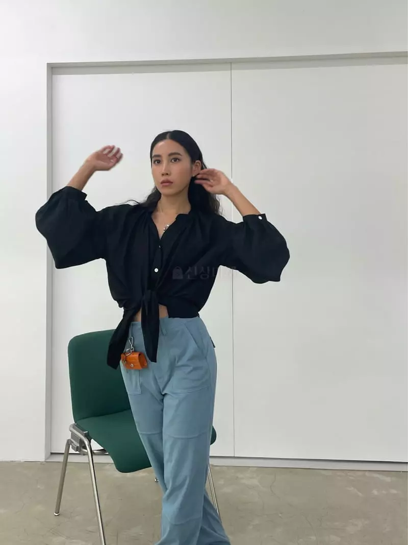Charlotte - Korean Women Fashion - #thatsdarling - V Neck Shirring Blouse - 7