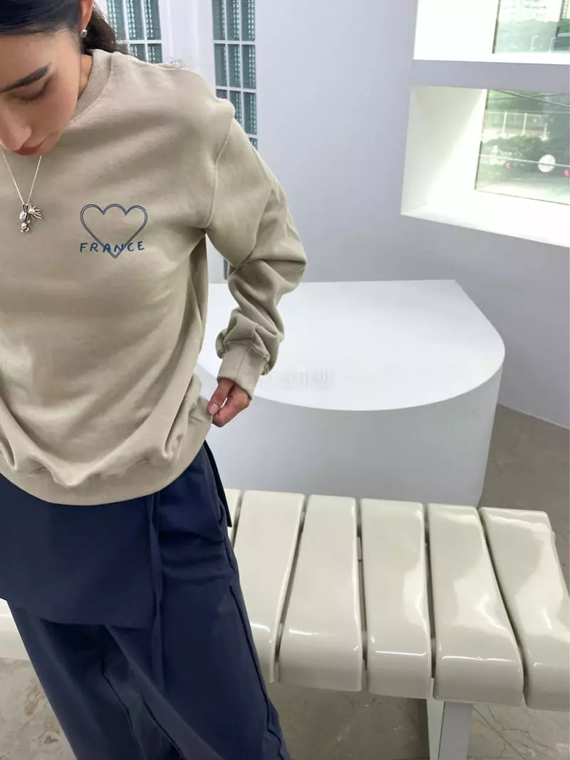 Charlotte - Korean Women Fashion - #womensfashion - Heart Sweatshirt - 3
