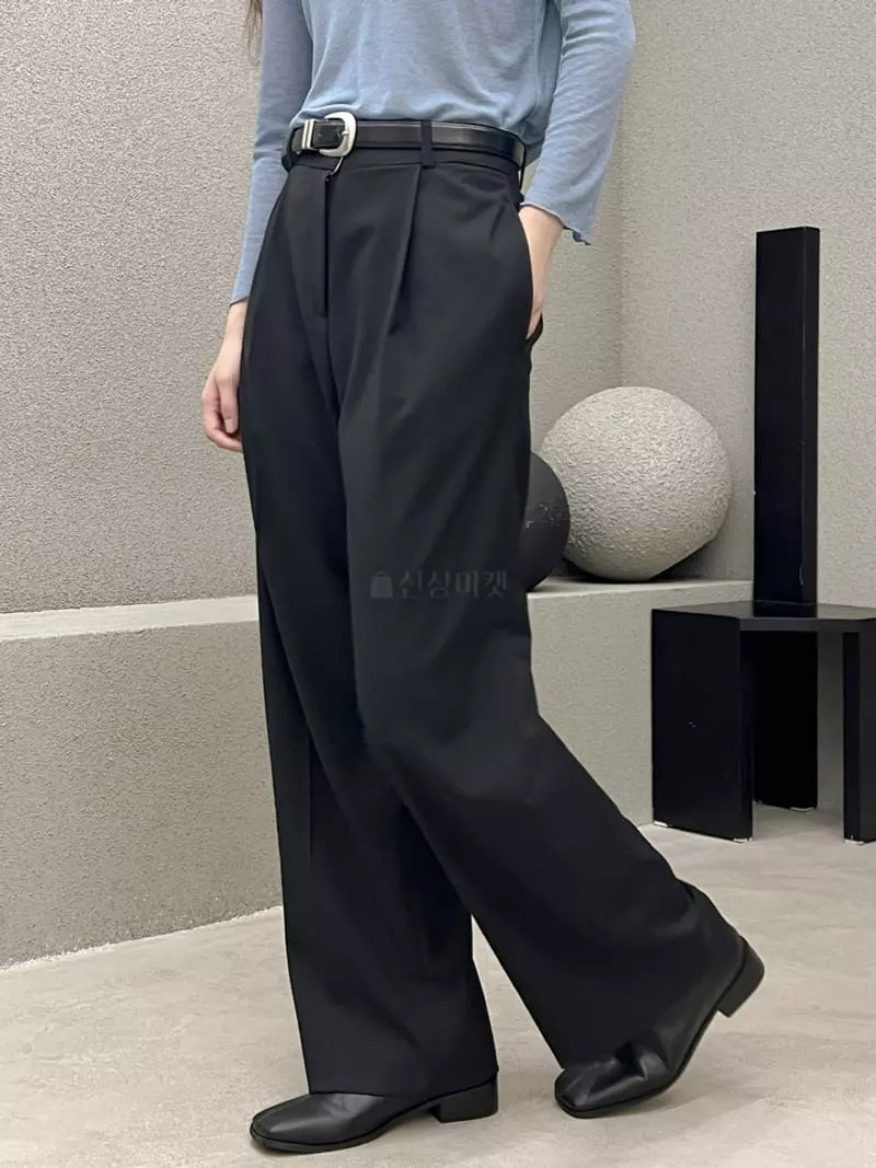 Cocoschon - Korean Women Fashion - #momslook - Ate Pants - 3