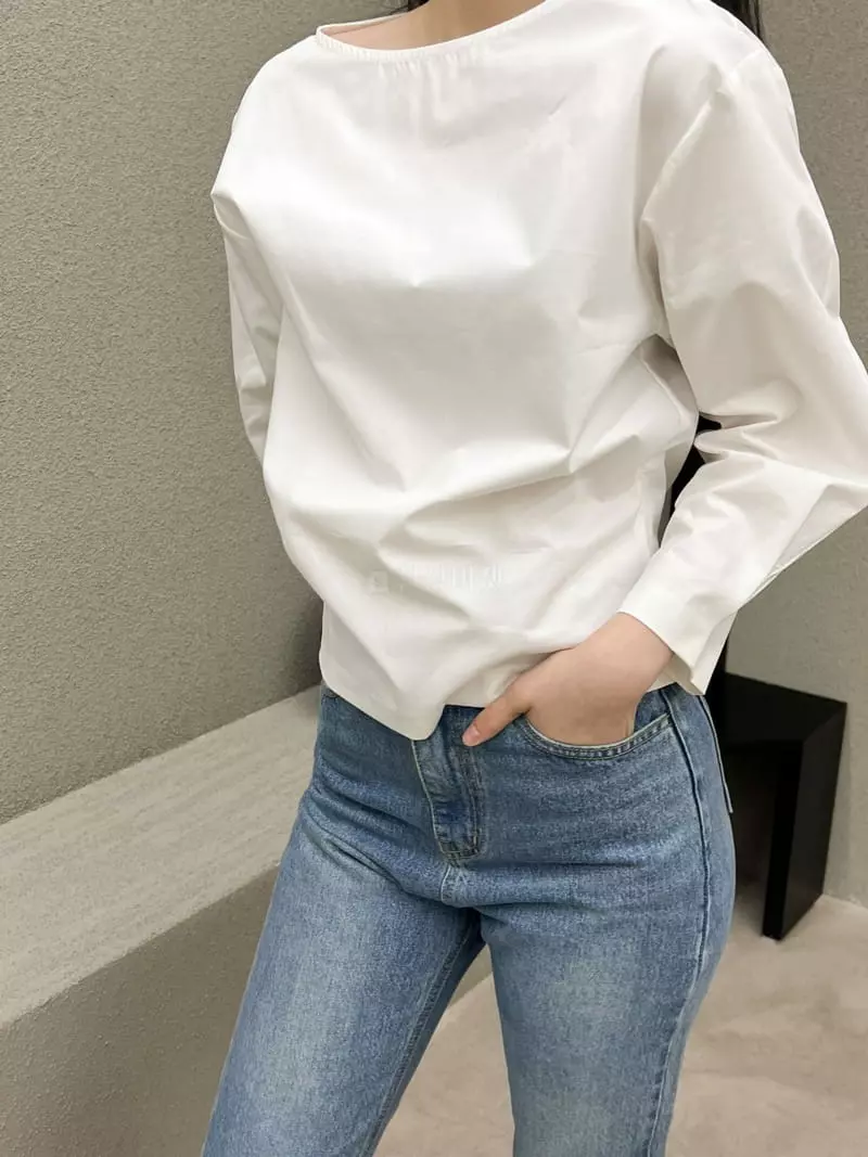 Cocoschon - Korean Women Fashion - #womensfashion - Two Tuck Blouse - 3