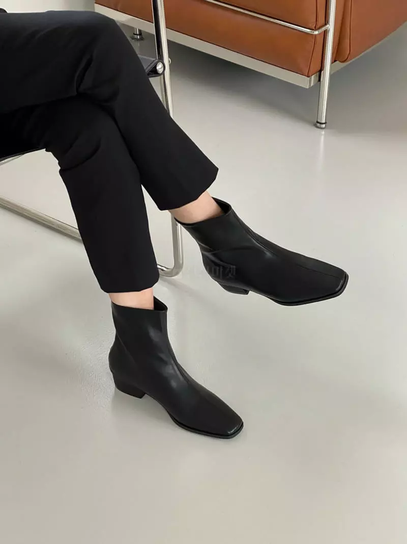 Cooing - Korean Women Fashion - #momslook - hb2030 Boots - 9