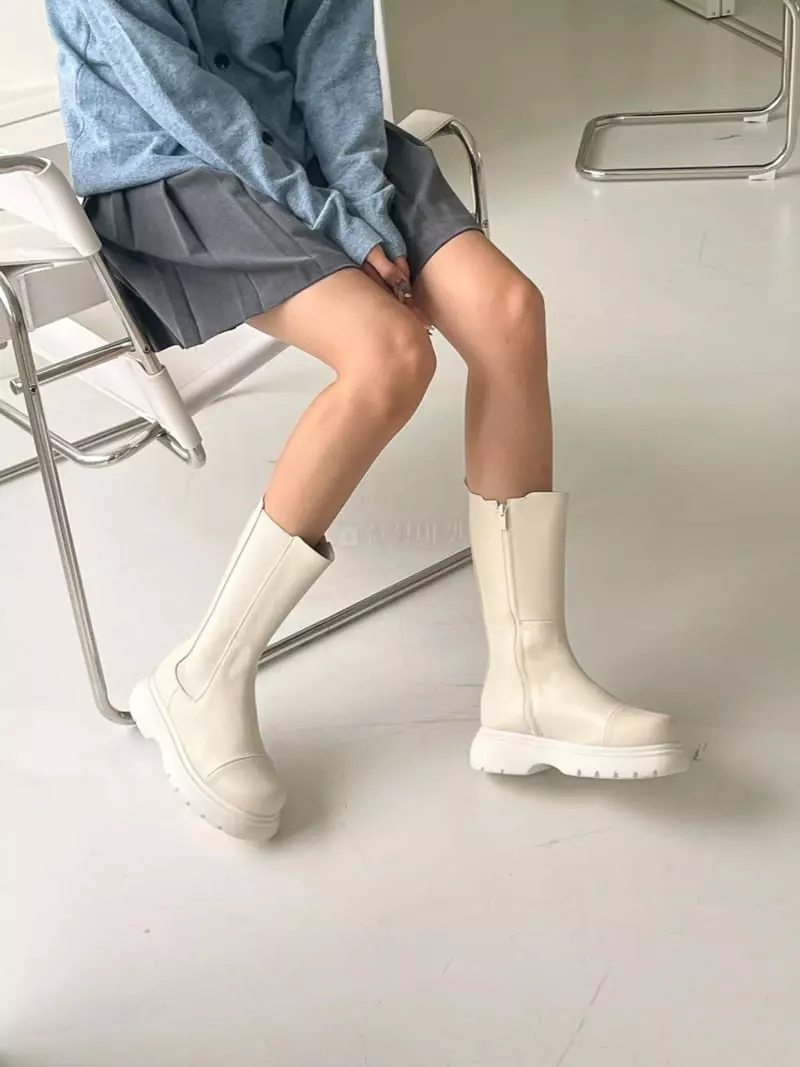 Cooing - Korean Women Fashion - #thelittlethings - u8122 Boots Walker - 9