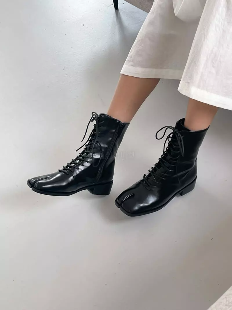 Cooing - Korean Women Fashion - #thelittlethings - w4099 Walker - 3