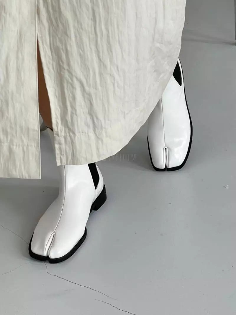 Cooing - Korean Women Fashion - #womensfashion - a8103 Boots - 11