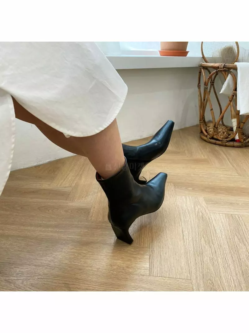 Cooing - Korean Women Fashion - #womensfashion - w4053 Boots - 12