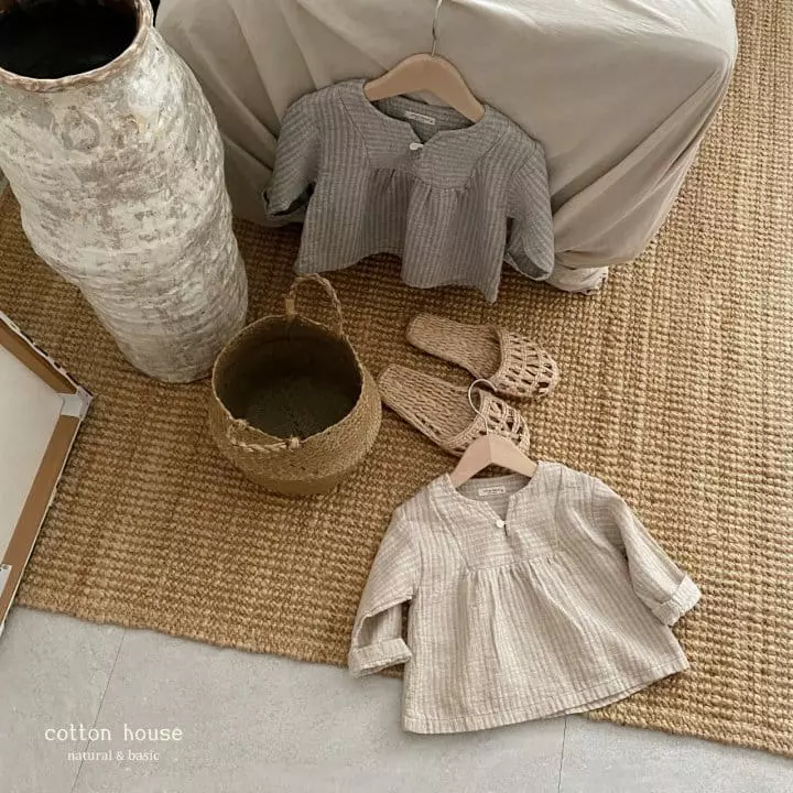 Cotton House - Korean Children Fashion - #magicofchildhood - Wahing  V Neck Blouse - 9