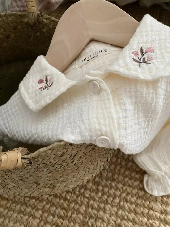 Cotton House - Korean Children Fashion - #magicofchildhood - Flower Embroidery Blouse - 8