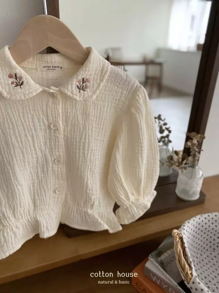 Cotton House - Korean Children Fashion - #prettylittlegirls - Flower Embroidery Blouse - 10