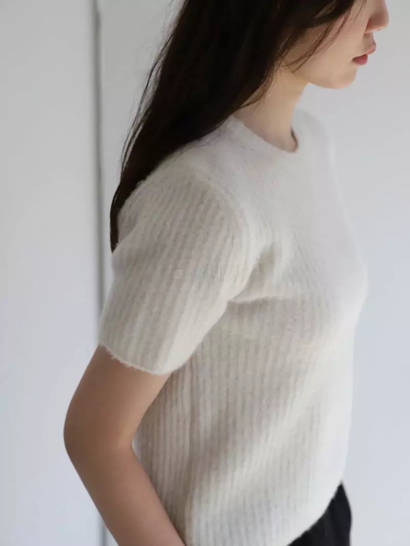 Cullum - Korean Women Fashion - #restrostyle - Joy Knit Tee - 5