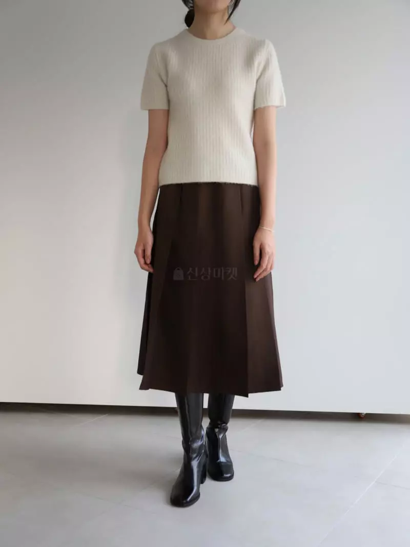 Cullum - Korean Women Fashion - #romanticstyle - Shine Pleats Skirt - 2