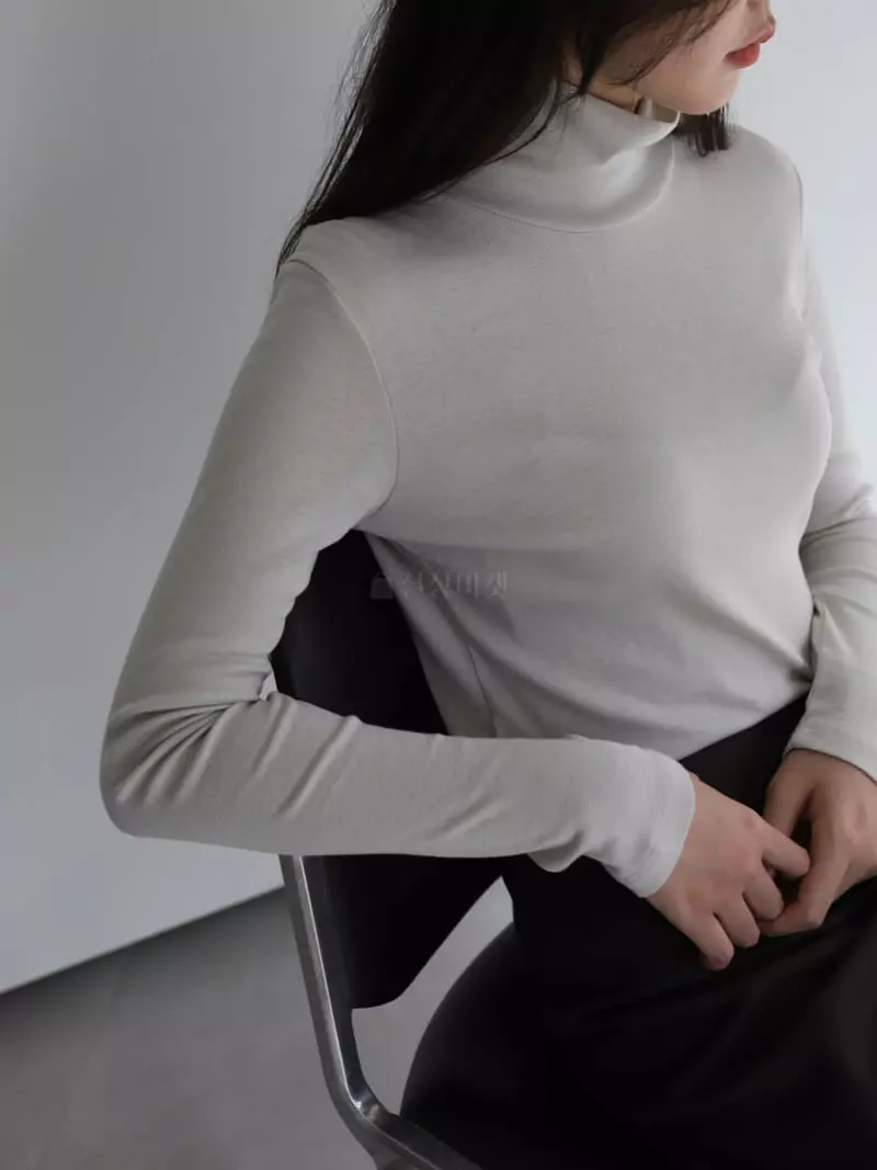 Cullum - Korean Women Fashion - #shopsmall - Iris Turtleneck Tee - 5