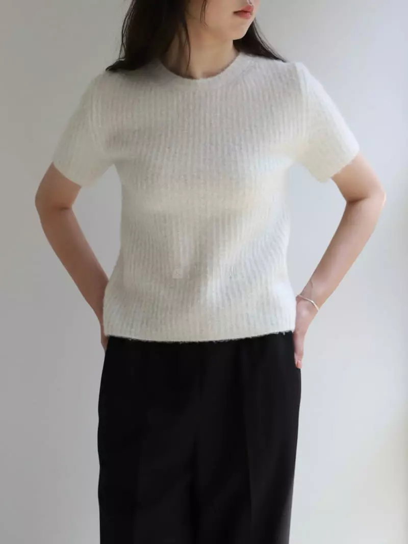 Cullum - Korean Women Fashion - #vintageinspired - Joy Knit Tee - 2