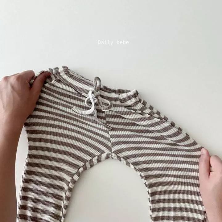 Daily Bebe - Korean Children Fashion - #Kfashion4kids - Waffle Stripes Pants - 9