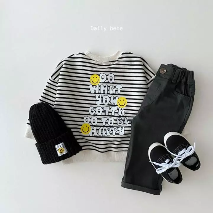 Daily Bebe - Korean Children Fashion - #kidsshorts - Smile Sweatshirt - 11