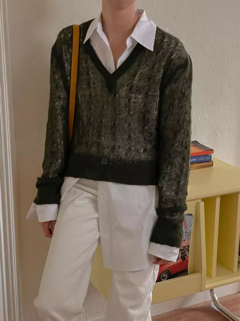 Dailyjud - Korean Women Fashion - #womensfashion - Twist V Neck Knit Tee - 7