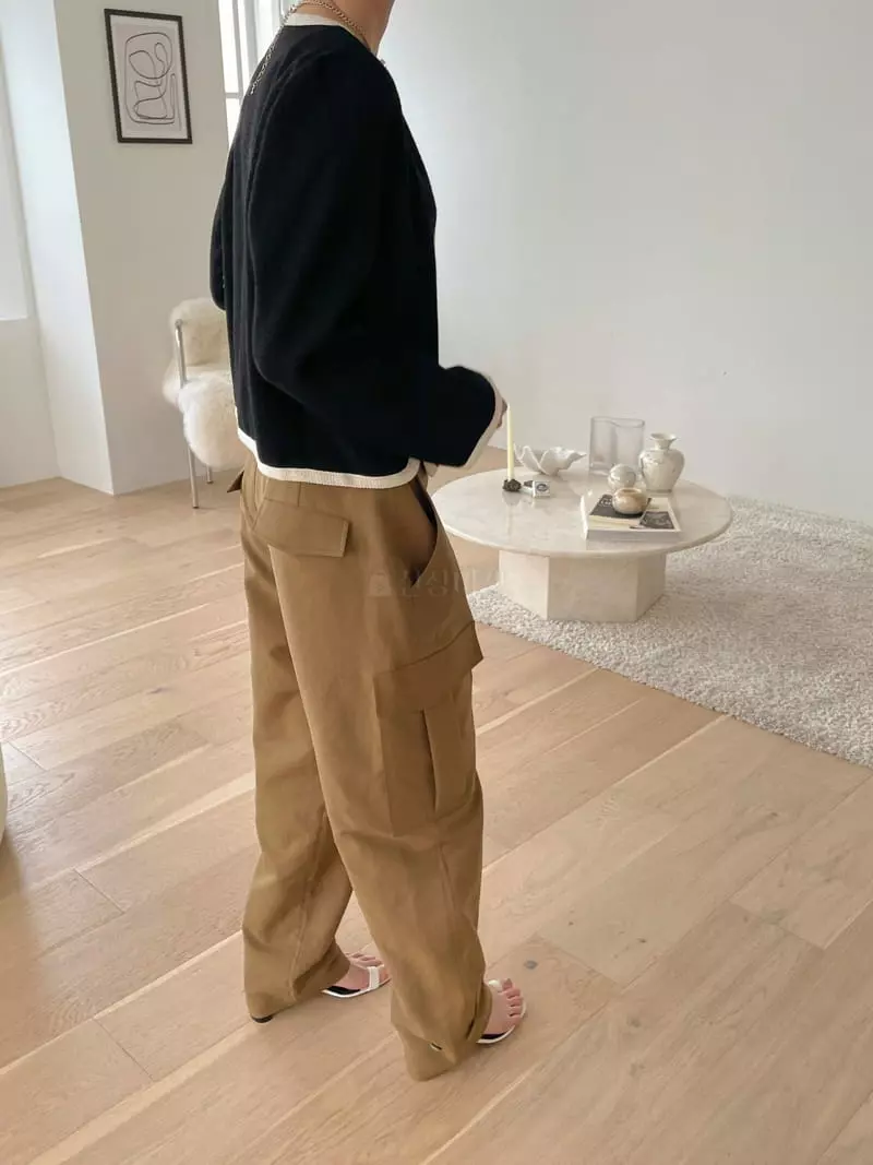 Dailyjud - Korean Women Fashion - #womensfashion - Mid Lights Cargo Pants - 2