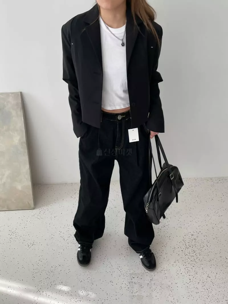 Dan - Korean Women Fashion - #momslook - Black Jeans - 4
