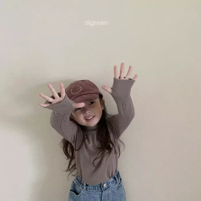 Digreen - Korean Children Fashion - #kidsshorts - Finger Whole Tee