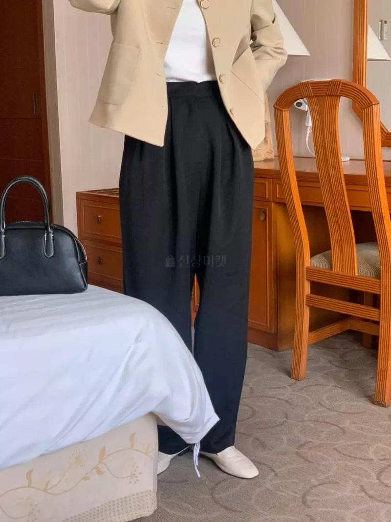 February - Korean Women Fashion - #momslook - Tree Pants - 11