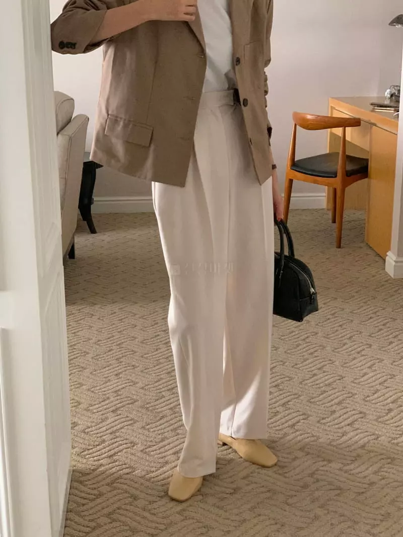February - Korean Women Fashion - #thatsdarling - Lucy Pants - 2
