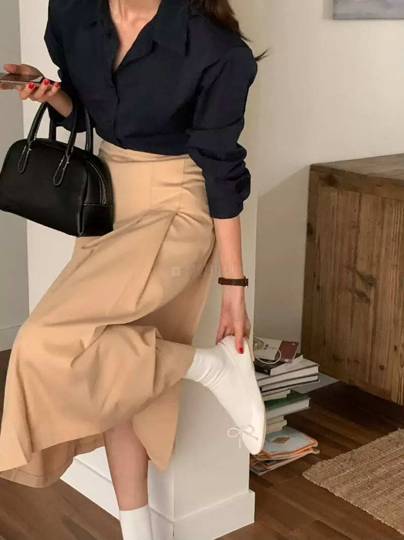 February - Korean Women Fashion - #thelittlethings - Kurly Skirt - 8