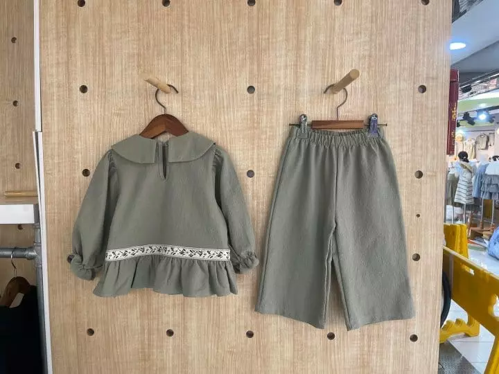 Flower J - Korean Children Fashion - #kidsshorts - Embroidery Tape Top Bottom Set - 4