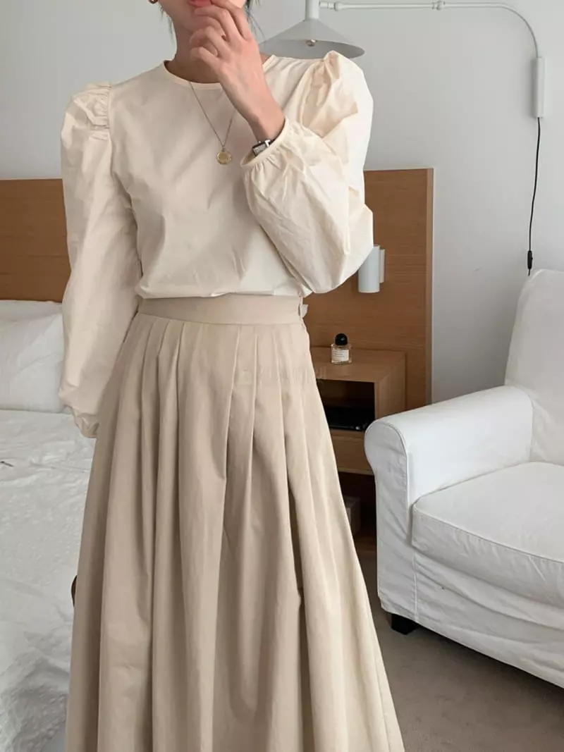 Flutter - Korean Women Fashion - #restrostyle - Margarine Puff Blouse - 6