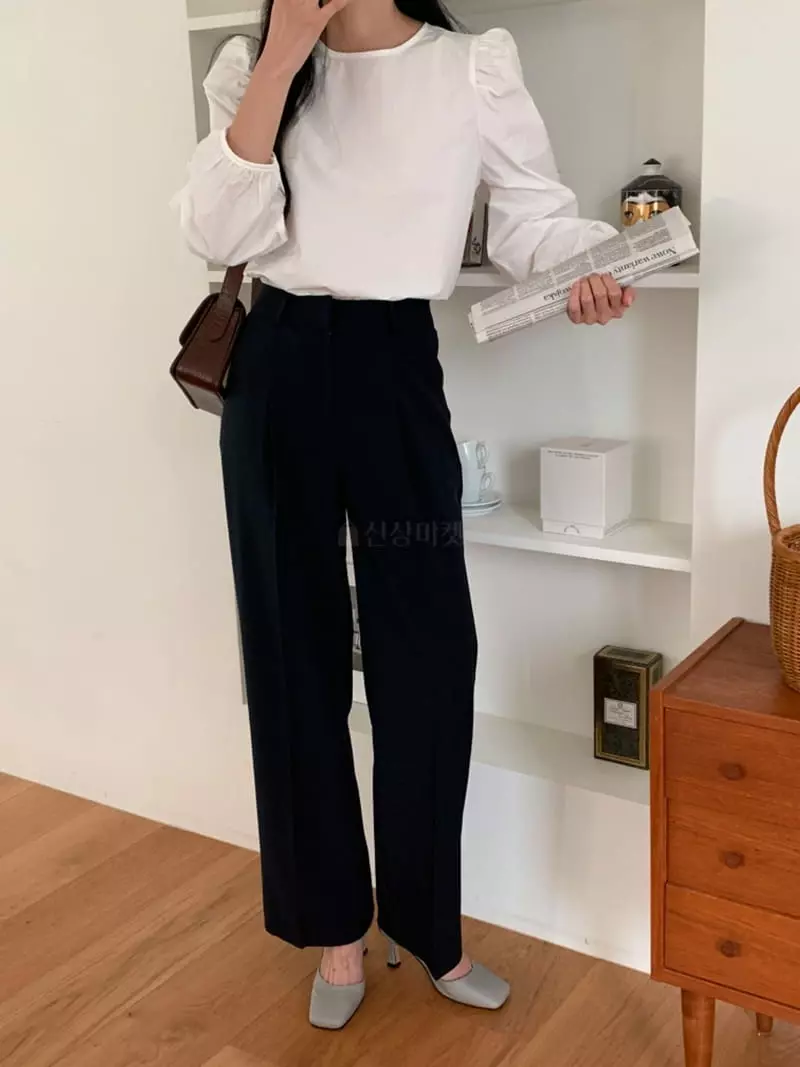 Flutter - Korean Women Fashion - #vintageinspired - Margarine Puff Blouse - 3