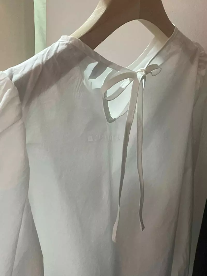 Flutter - Korean Women Fashion - #womensfashion - Margarine Puff Blouse - 3
