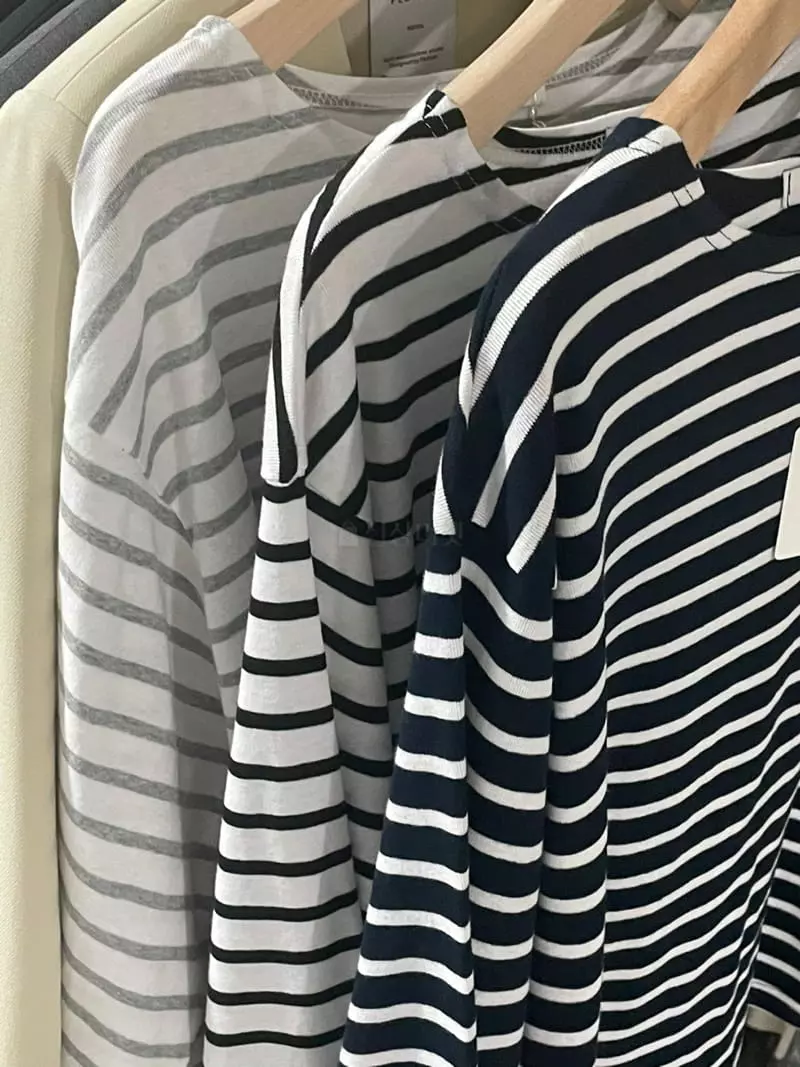 Flutter - Korean Women Fashion - #momslook - Siant Tee - 4