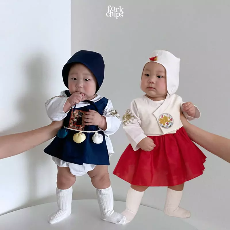 Fork Chips - Korean Baby Fashion - #babylifestyle - Yeonji Gonji Hanbok