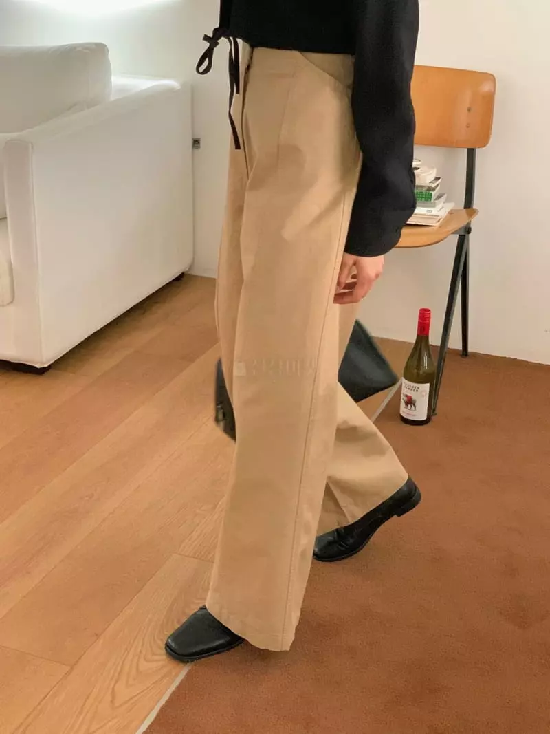Fre - Korean Women Fashion - #vintageinspired - Lights Cargo Pants - 3