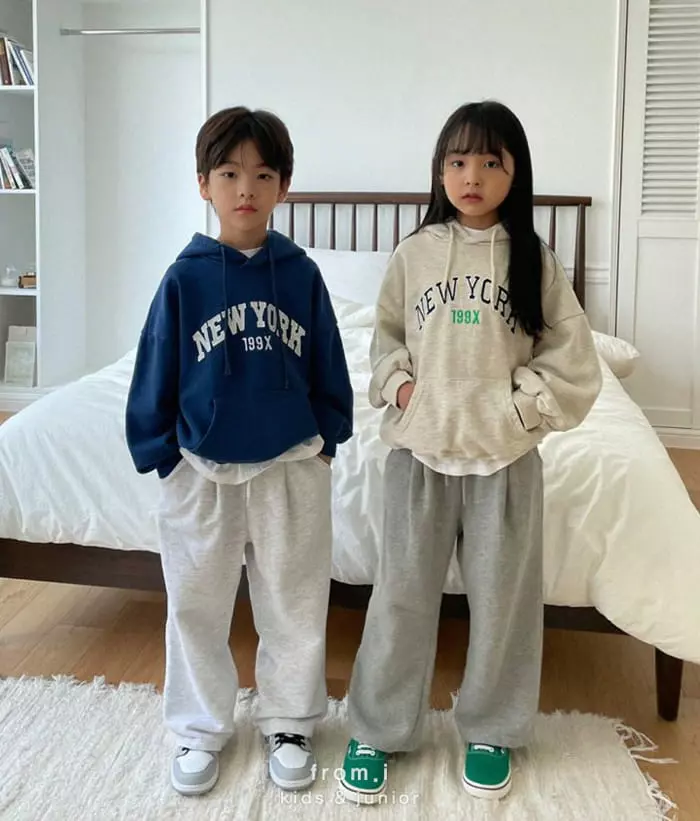From I - Korean Children Fashion - #prettylittlegirls - Newyork Hoody - 2