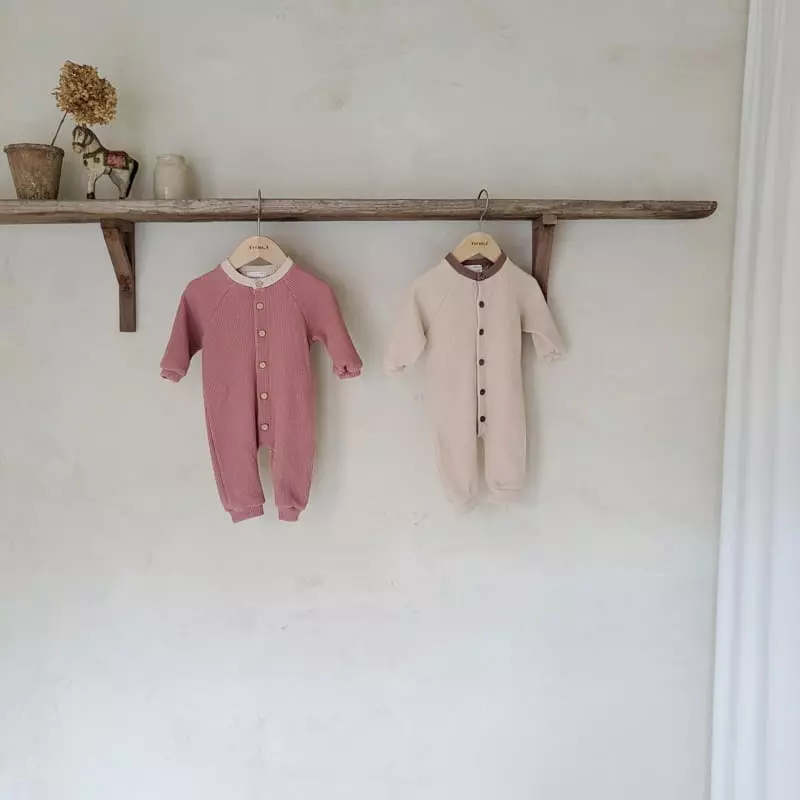 From J - Korean Baby Fashion - #smilingbaby - Butter Waffle Bodysuit - 4