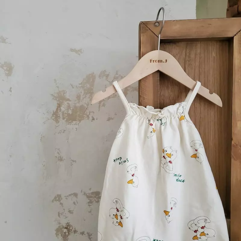 From J - Korean Baby Fashion - #babygirlfashion - Donald Balloon Bodysuit - 8