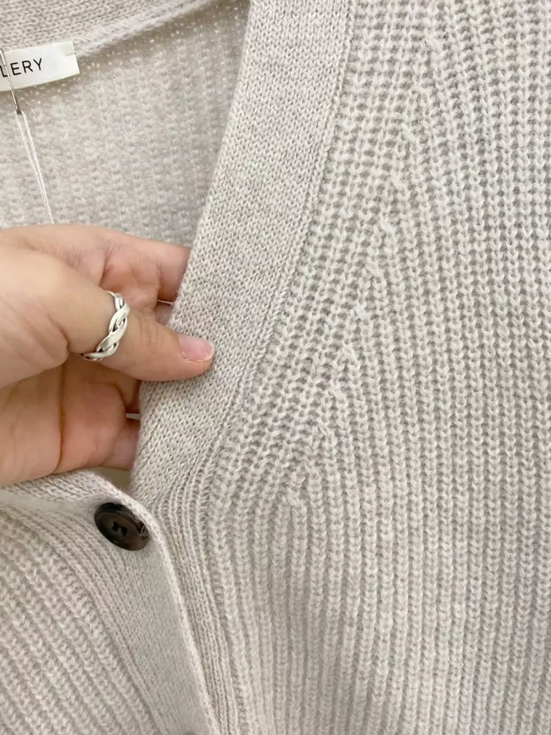 Gallery - Korean Women Fashion - #restrostyle - Hazzi Cardigan - 3