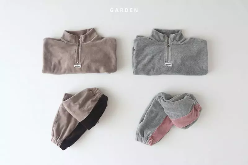 Garden - Korean Children Fashion - #kidsshorts - Velvet Half Open Tee