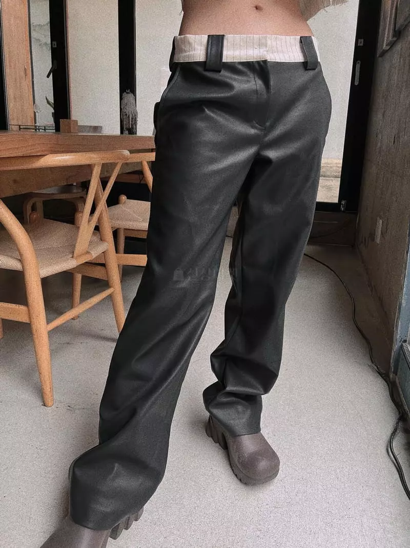 Gateless - Korean Women Fashion - #momslook - Like Leather Set - 9