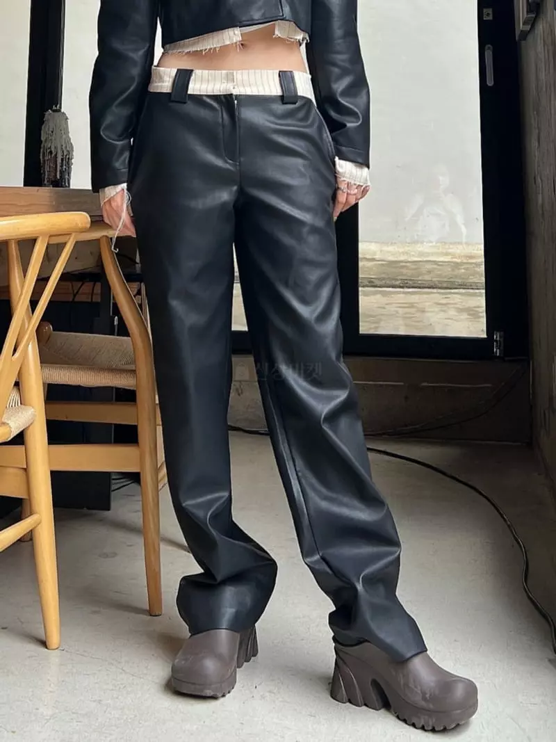 Gateless - Korean Women Fashion - #momslook - Like Leather pants - 2