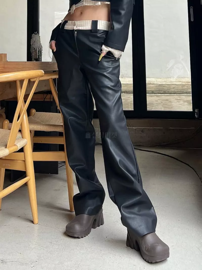 Gateless - Korean Women Fashion - #womensfashion - Like Leather pants - 4
