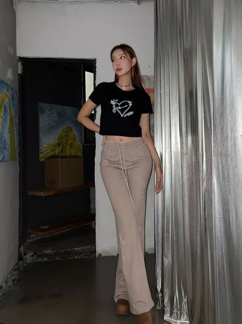 Gateless - Korean Women Fashion - #womensfashion - Heart Tee - 9