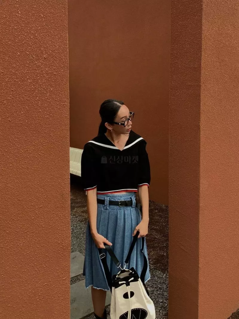 Gentlewoman - Korean Women Fashion - #momslook - Miu Knit Tee