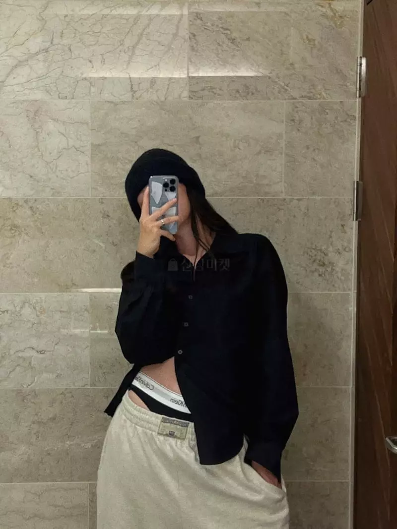 Gentlewoman - Korean Women Fashion - #momslook - Muzi Berry Shirtt - 2