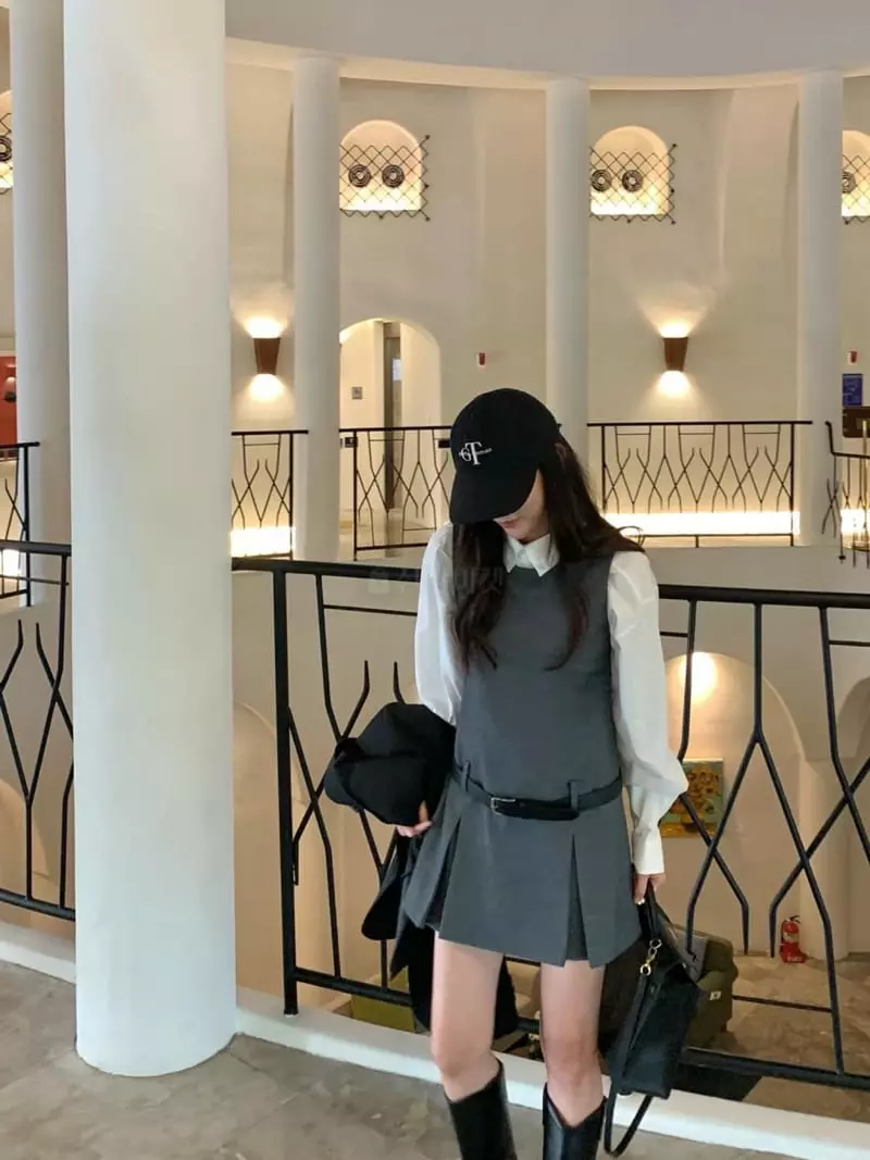 Gentlewoman - Korean Women Fashion - #thelittlethings - With One-piece - 3