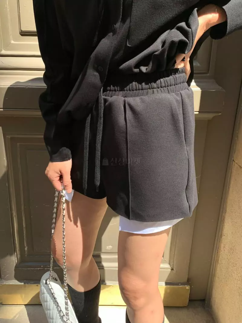 Gentlewoman - Korean Women Fashion - #womensfashion - Embo Pants - 2