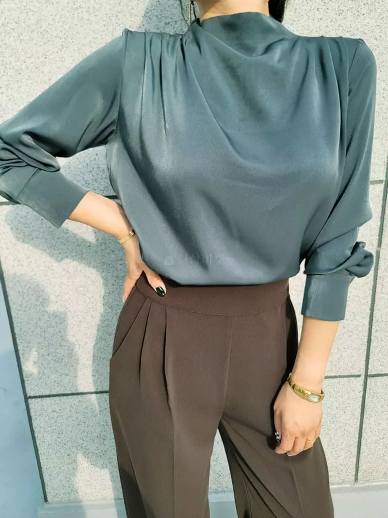 Gratia - Korean Women Fashion - #momslook - Shine Blouse