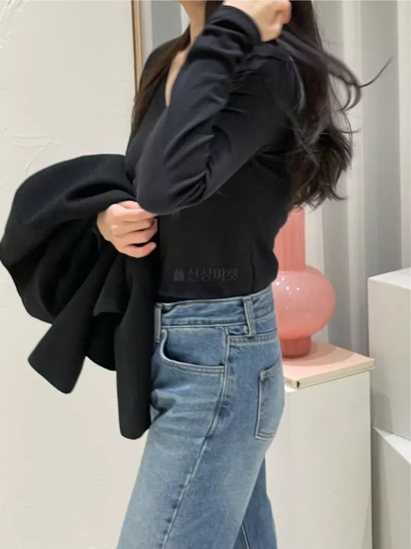 Hautte - Korean Women Fashion - #momslook - U Neck Tee - 2